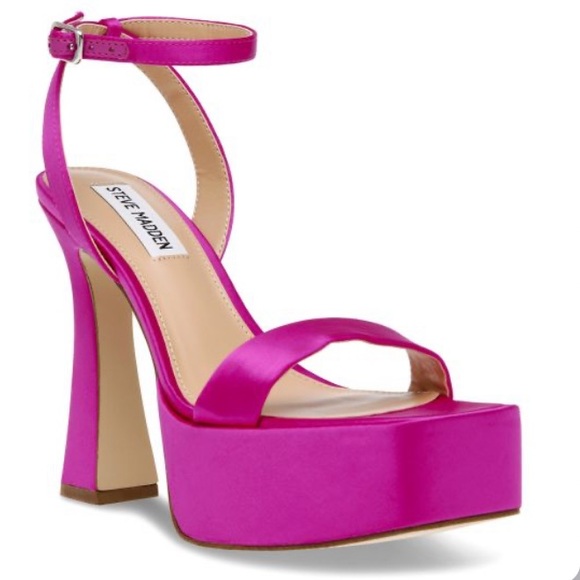Steve Madden Shoes - NWT Steve Madden Women’s Discord Heeled Heels In Fus/Pink Satin Size 6.